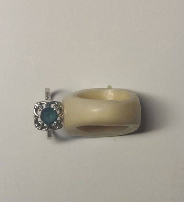 Серебряные серьги-звёздочки и перстень. Костяное кольцо.