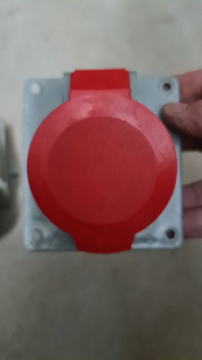 Tomada de alta tensao