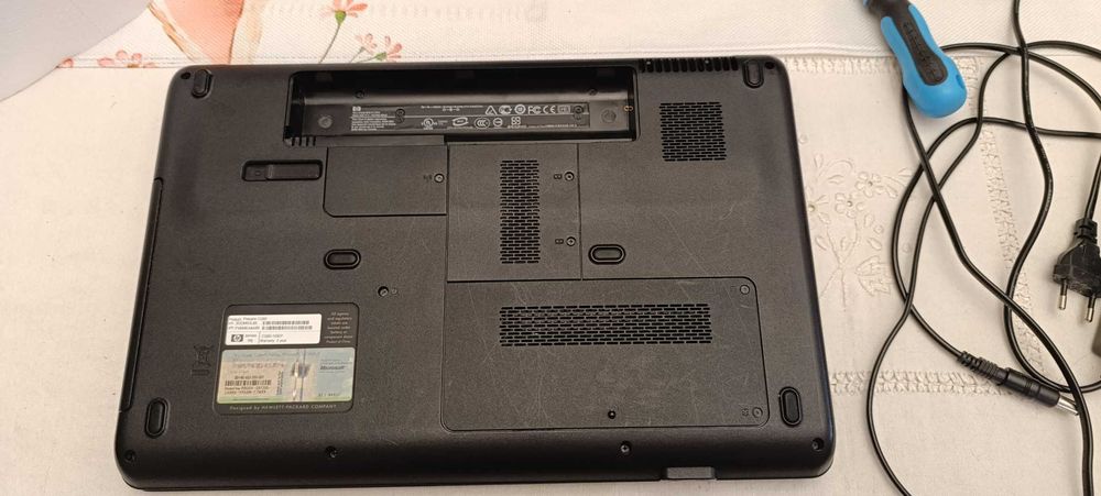 Portátil HP Compaq Presario cq60 para peças