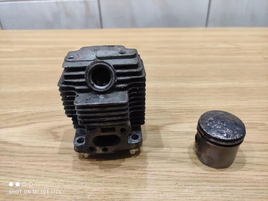 Kubota X760 Nożyce Cylinder Tłok Komplet