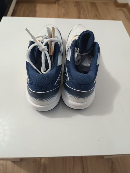 Buty siatkarskie Asics Gel Task MT3 r. 45
