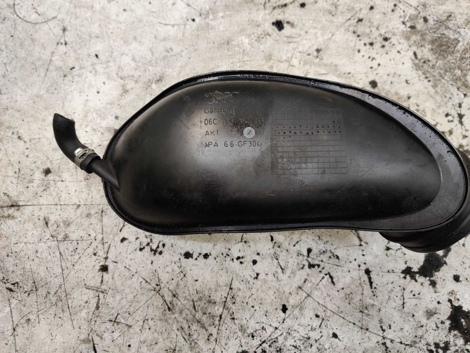 Audi A4 B6 3.0 B Rura Dolot Powietrza