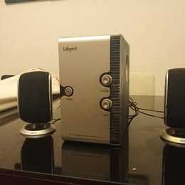 Colunas de Som com fios