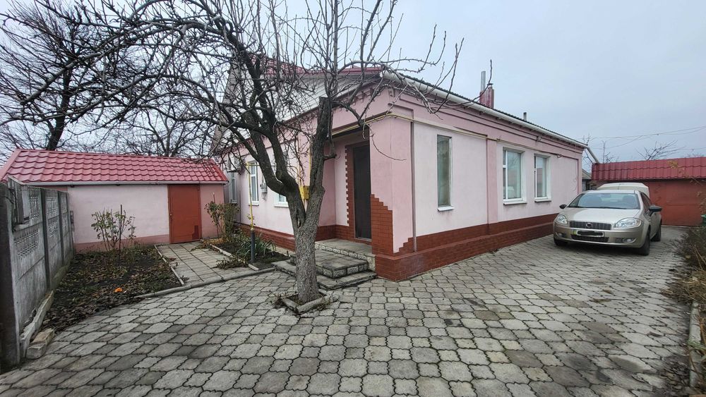 Продається будинок у смт. Петропавлівка! Не для оренди.