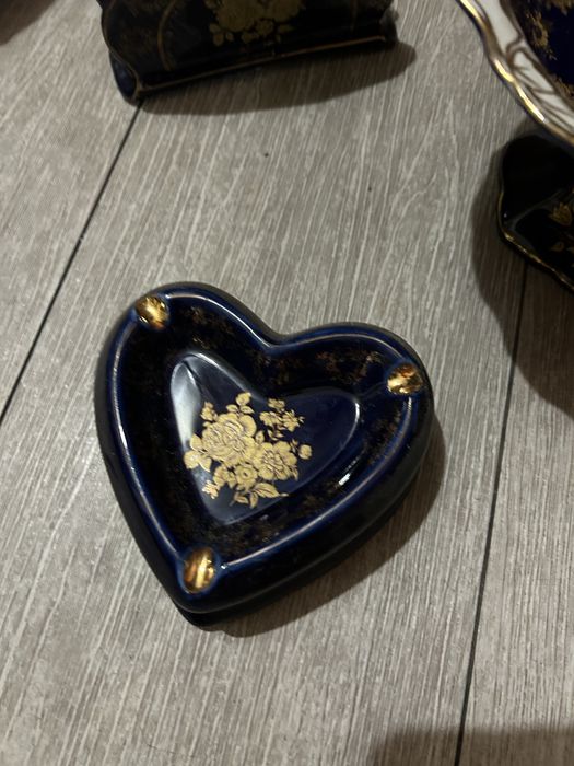 Конфетница , пепелница , салфетница