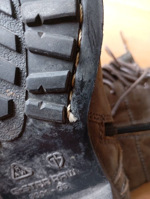 Botas pele castanhas G-star