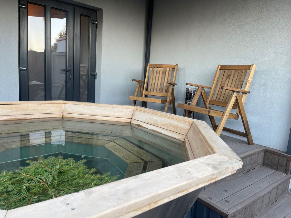 Відпочинок сауна,  чан, джакузі