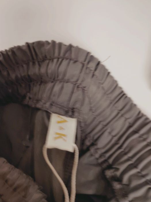 Nowe z metką damskie  ortalionowe A & K Fashion rozmiar S