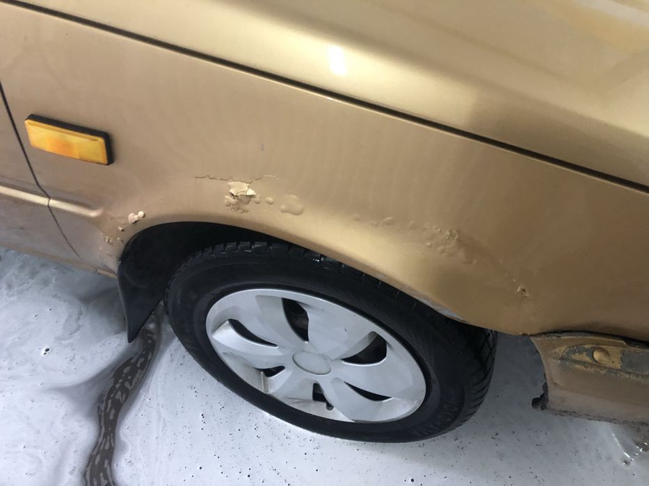 Міцубіші лансер.