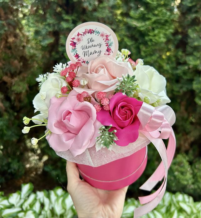 Flowerboxy z kwiatami mydlanymi