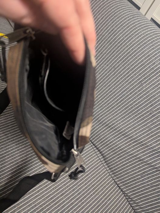 Męska saszetka moro EASTPAK materiałowa