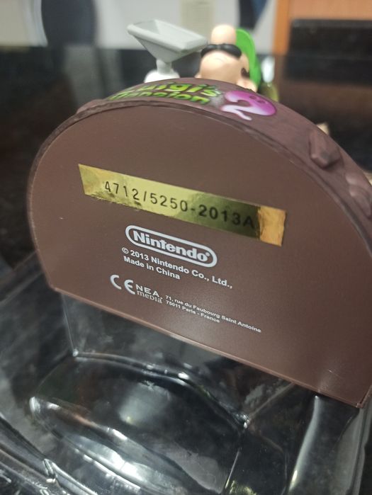 The year of Luigi 30th. Luigi's Mansion 2 Estátua Club Nintendo