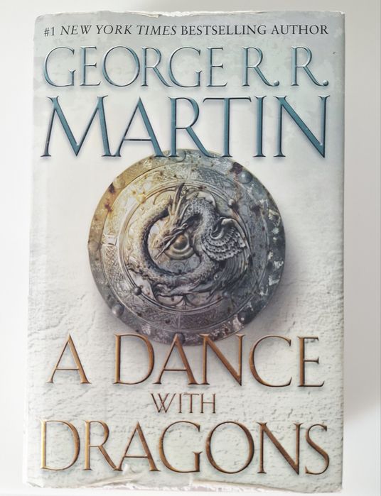 A Dance with Dragons (A Song of Ice and Fire #5) - George R. R. Martin