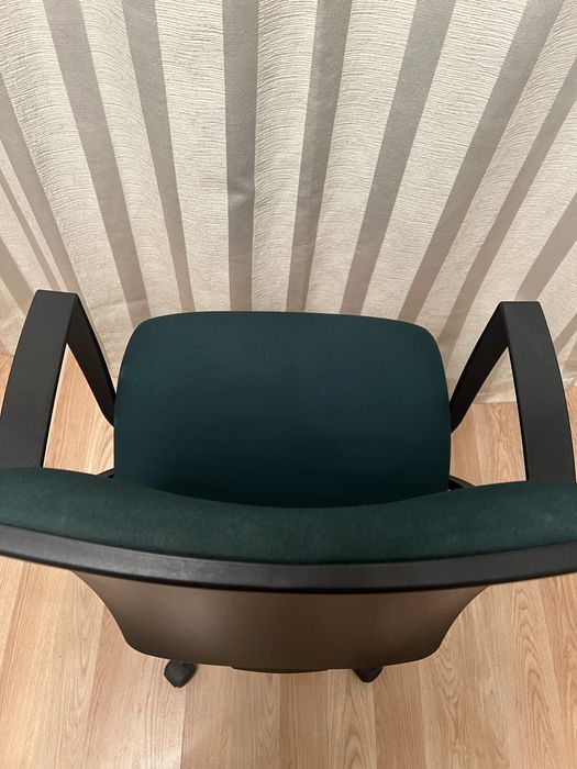 Кресло офисное.Крісло офісне.LD Seating LYRA 232.Italy.Италия.Стул.