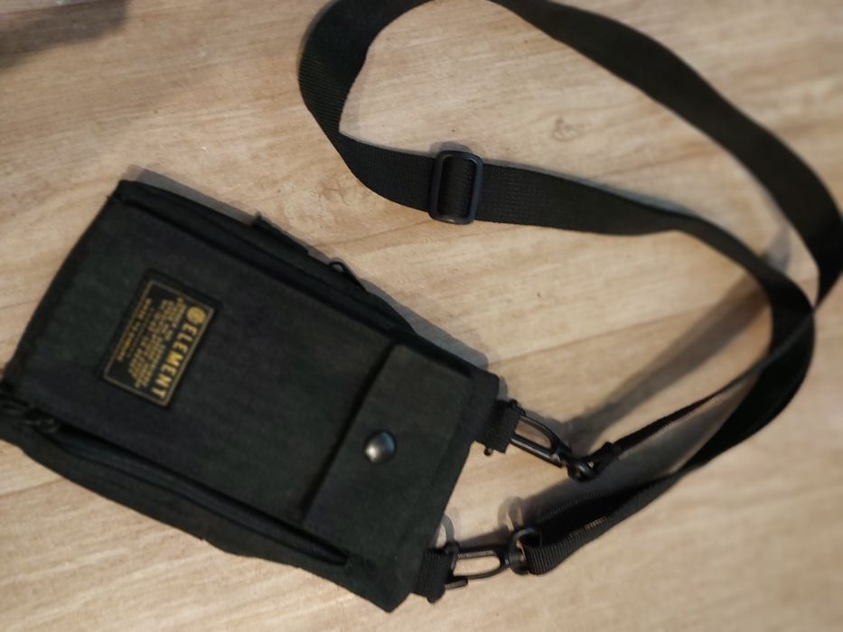 Totebka na telefon/dokumenty saszetka