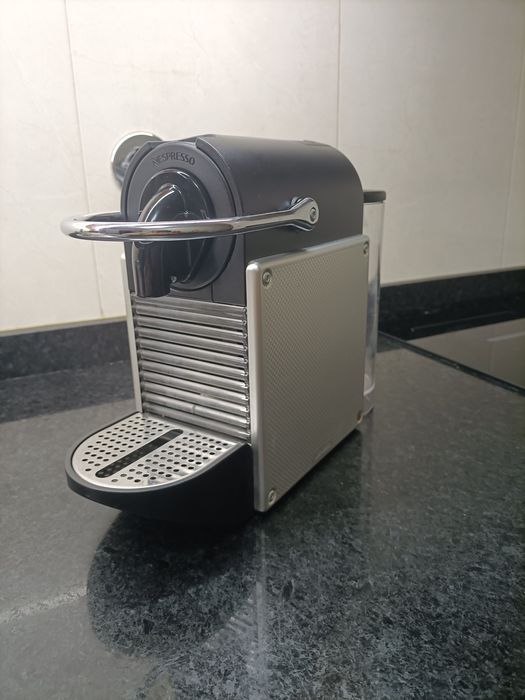 Máquina nespresso pixie