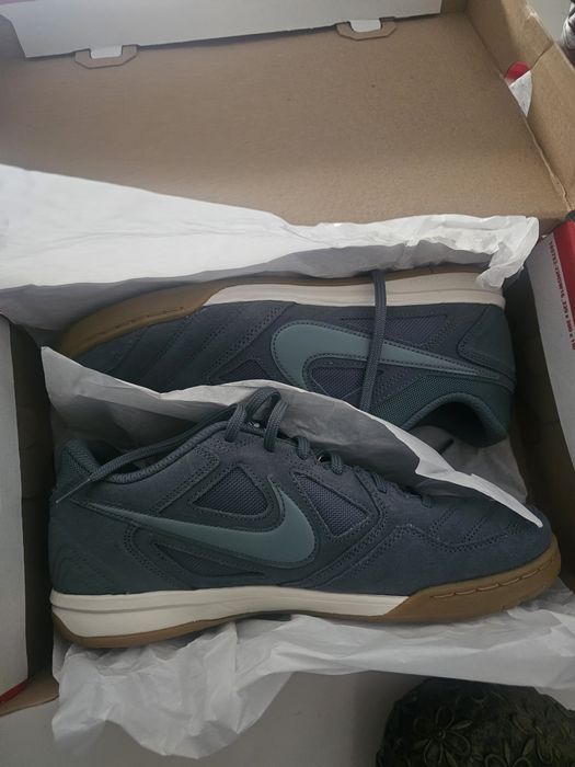 Nike gato 43 novos por estrear