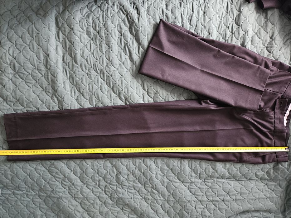 Czarny garnitur męski