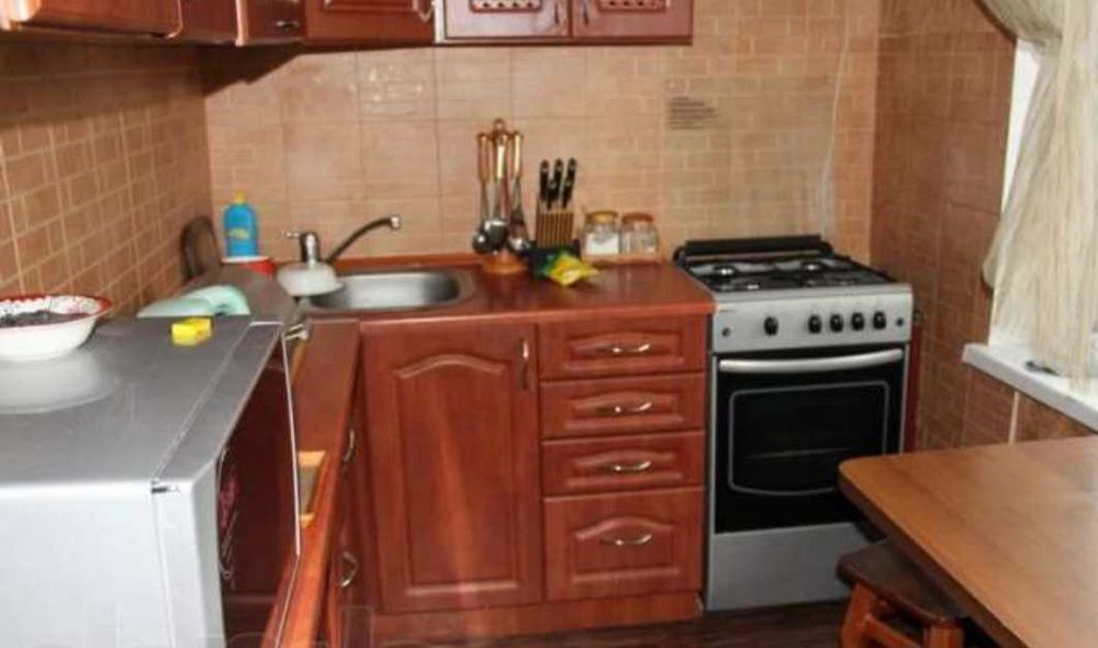 Продам 2кв Парково-Сирецька,Шевченківський,мБерстейська 14хв 47000у.о.