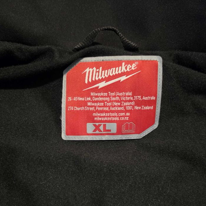 Kurtka ogrzewana Milwaukee M12 - XL, bateria 2.0Ah, ładowarka - PROMOCJA