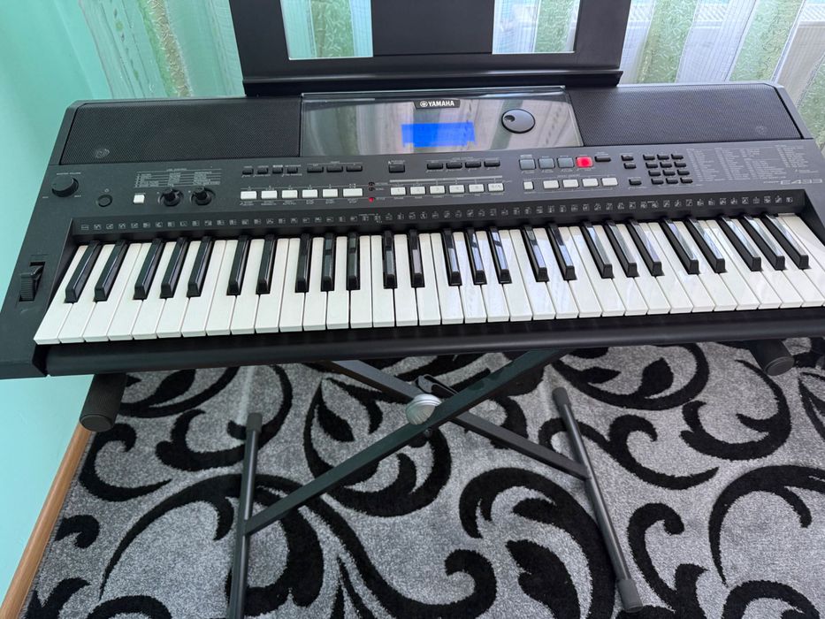 Синтезатор Yamaha PSR E433: 9 000 грн. - Синтезатори Івано-Франківськ ...