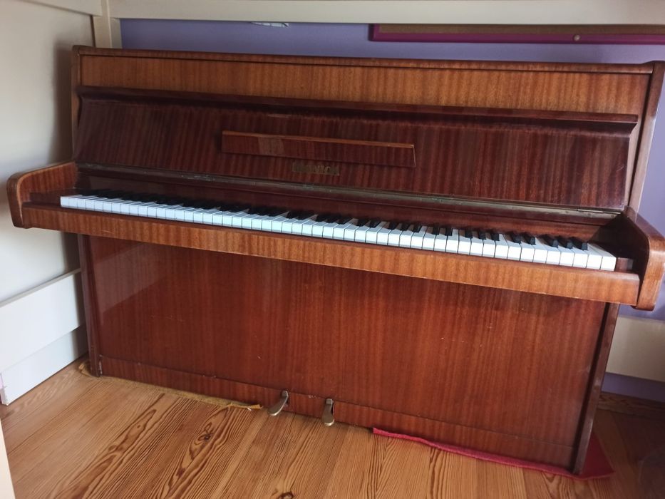 Pianino Legnica świetne do nauki gry