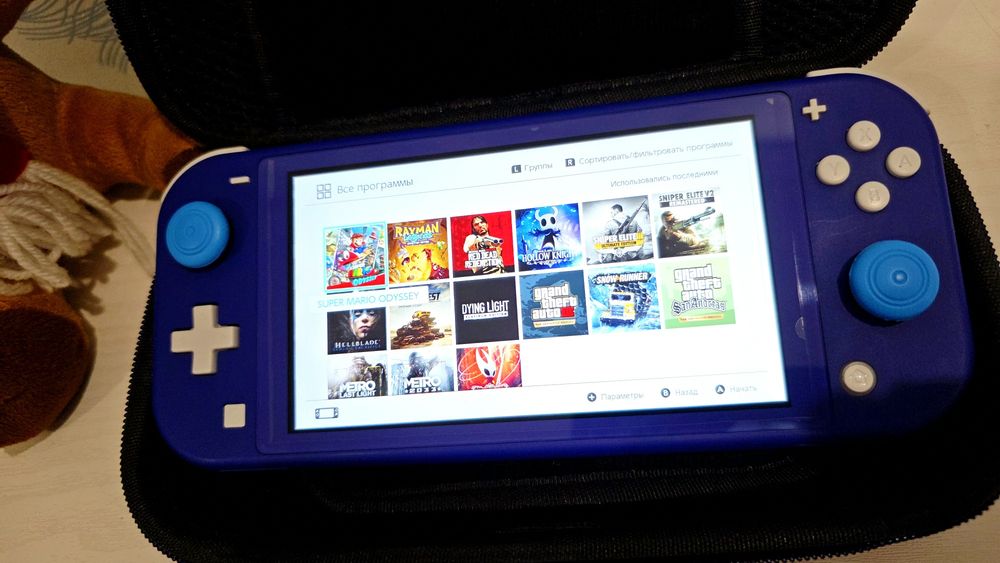 Nintendo Switch Lite 128гиг 15игр!