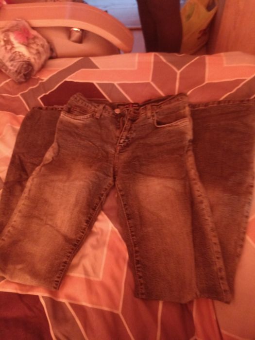 Ubrania do sprzedania