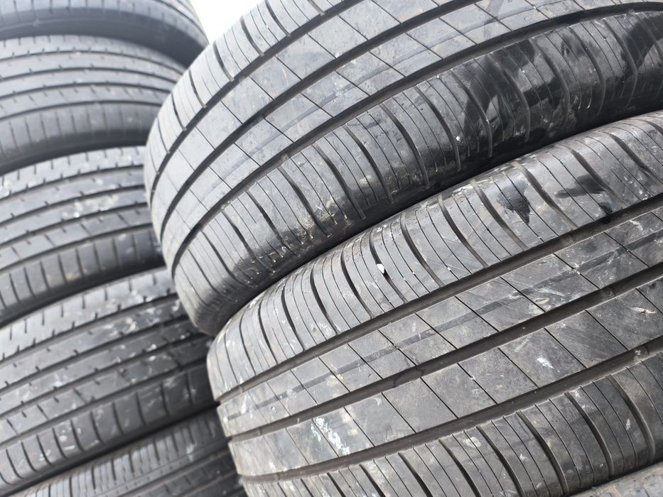 205/55R17 Good year Efficient