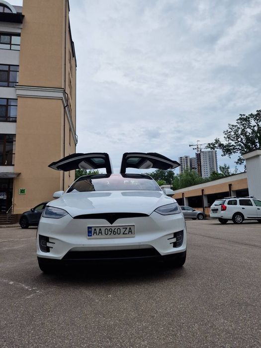 Продам Tesla Model X Perfomance 2018