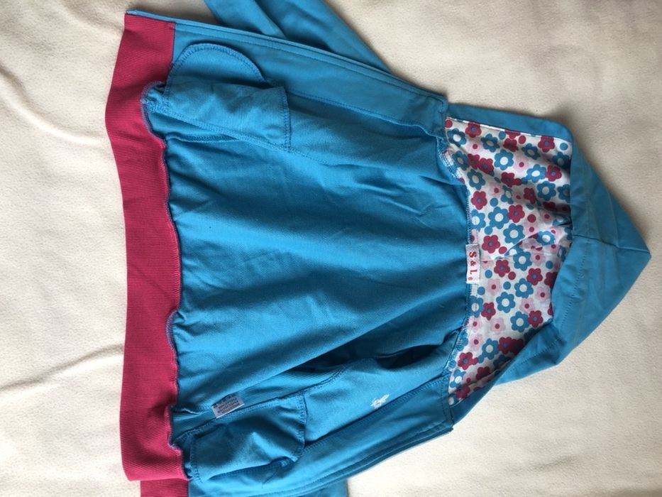 Bluza bawełniana dziewczęca z kapturem 122