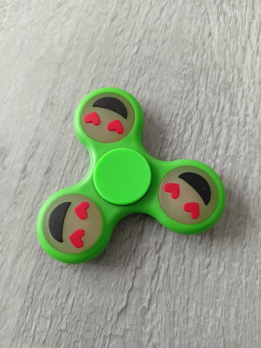 Fidget spinner fluorescencyjny buźka
