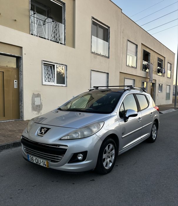 PEUGEOT 207 1.6 HDi gasóleo Edição especial 64 - Ano 2012