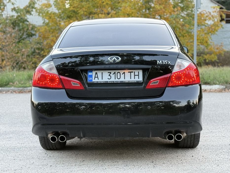 Infiniti M35 2008