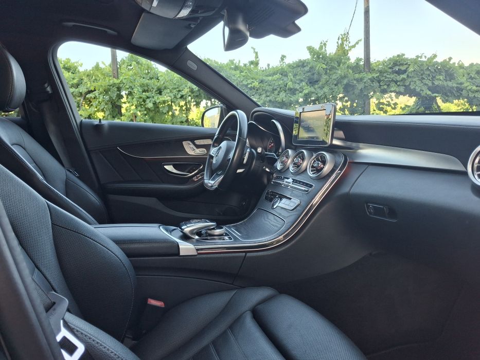 Mercedes-Benz C220 D AMG 7G
