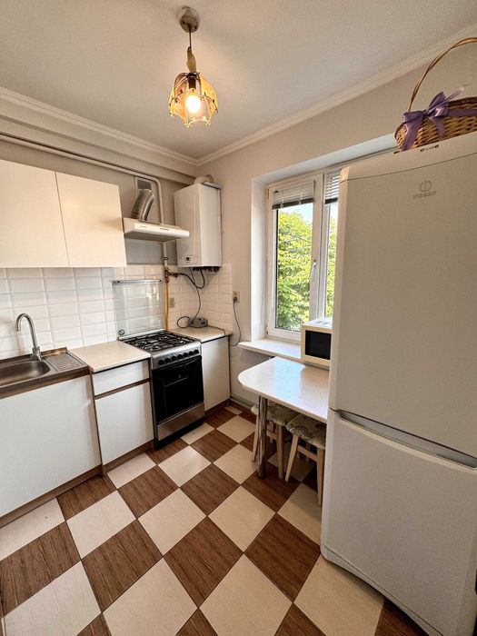 Оренда 2-кімнатної квартири з балконом у Стрию