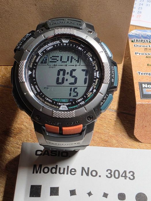 Zegarek Casio Pathfinder PAW-1100 używany sprawny.