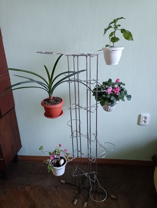 Подставка для цветов