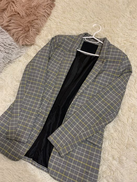 Жакет(жіночий)))