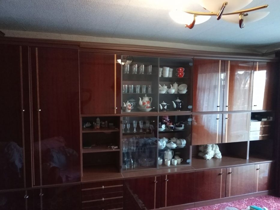 Продам стенку Армин б/у в Дружковке