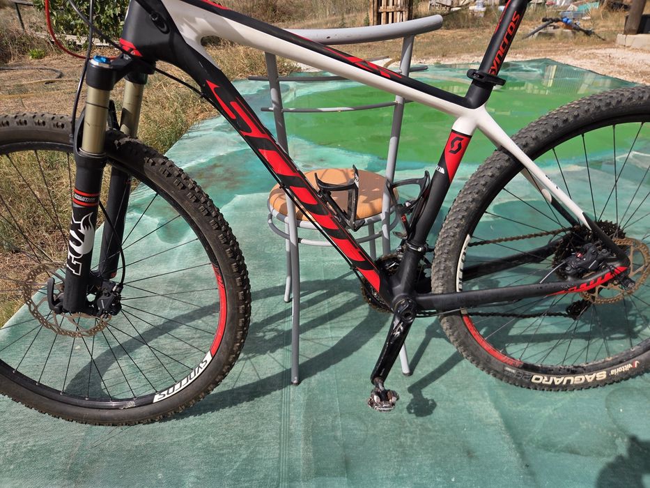 Vende se bicicleta BTT