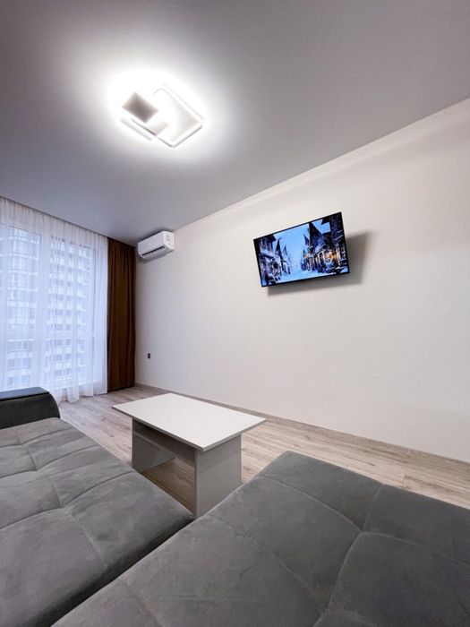Оренда 1к квартири в ЖК Parus Smart