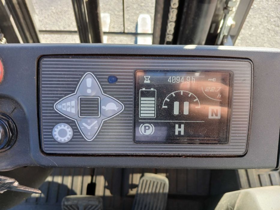 2019 Unicarriers NISSAN TX3-18 Empilhador Elétrico 1800Kg