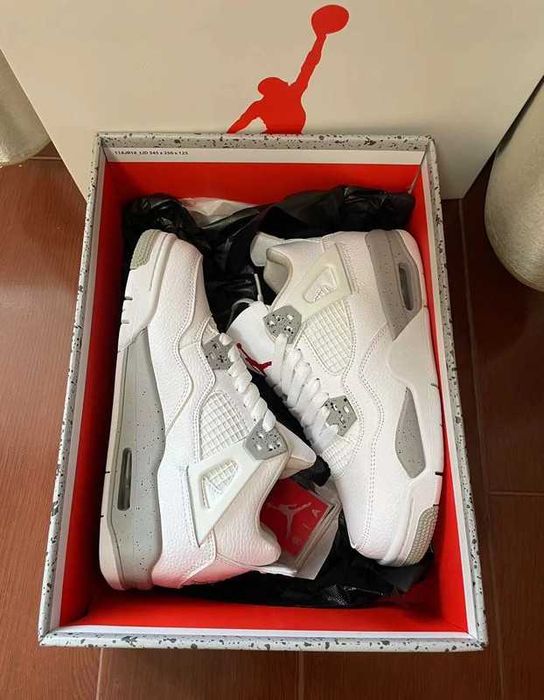 Jordan 4 Retro White Oreo R.39