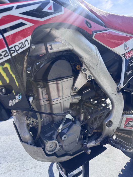 Honda CRF 450 R    2015