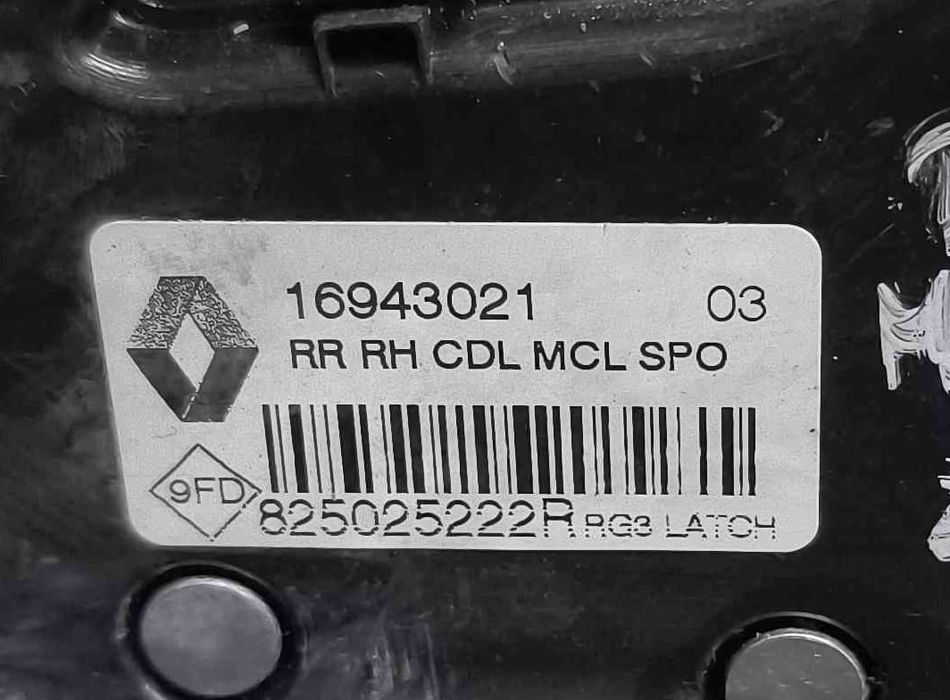 Fechadura / Fecho Porta Trás Direito 825025222R - RENAULT MEGANE IV Hatchback