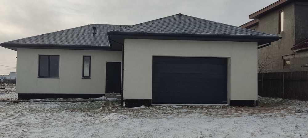 Новий сучасний будинок у Фонтанці