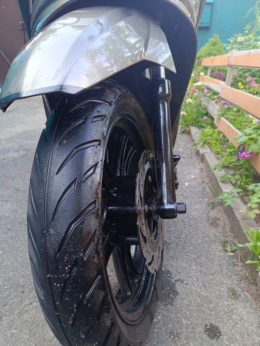 Продам скутер Sym Symphony ST 200.