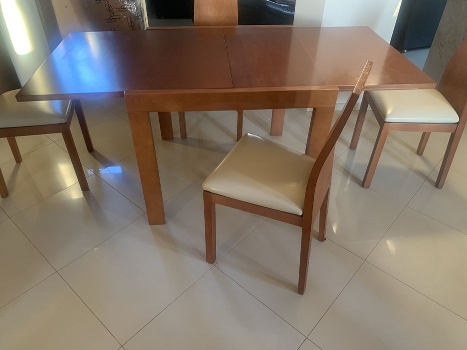 Stół rozkładany i 6 krzeseł Black Red White