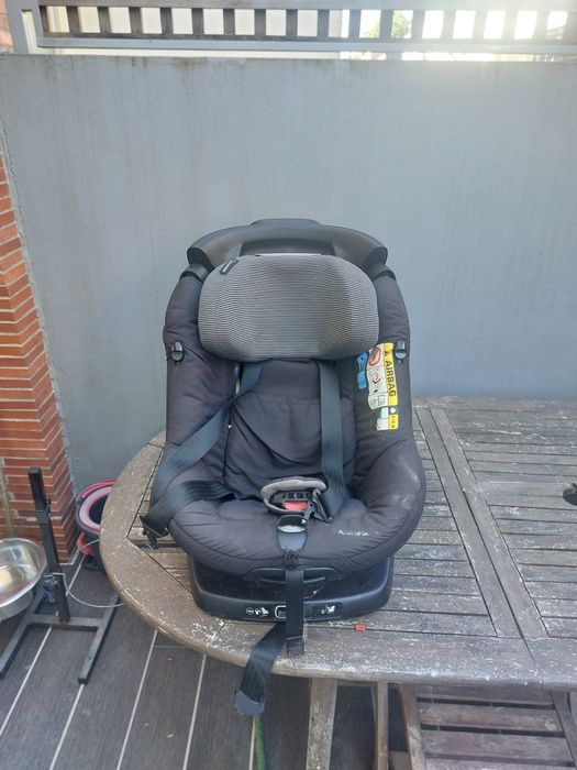 Cadeira Auto Bebeconfort Axissfix
